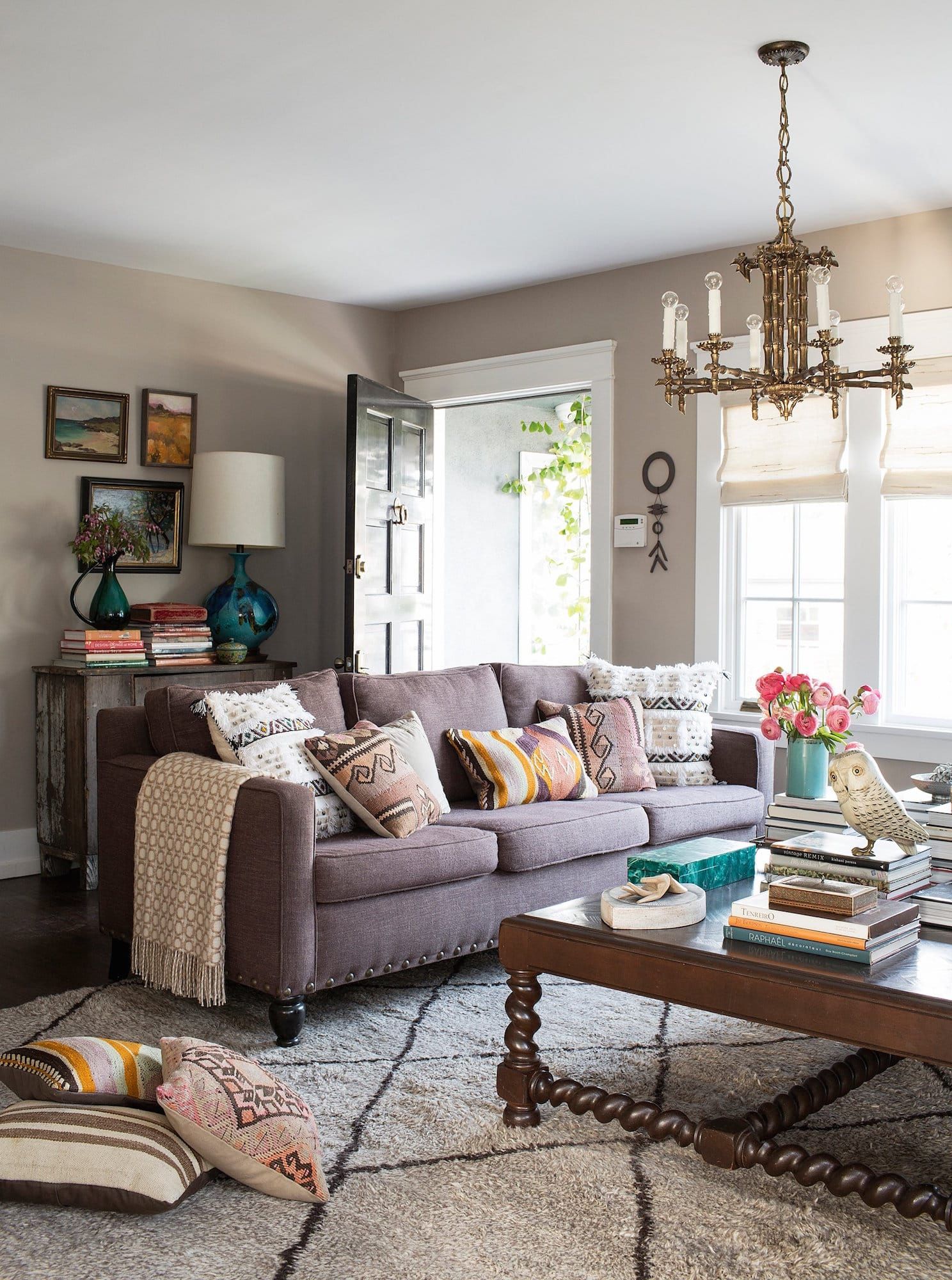 Los Angeles cottage by Kishani Perera